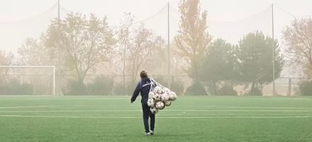 Nu renunțați niciodată ! Drumul spre succes în fotbal este greu dar posibil.