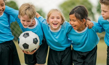 Când copilul râde la antrenament, e semn că va reveni și mâine