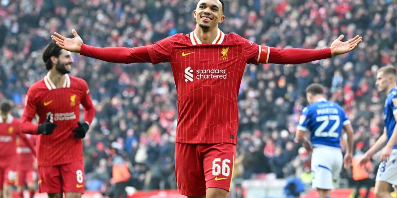 Cum folosești fundașii laterali în construcția atacului – cheia jocului modern